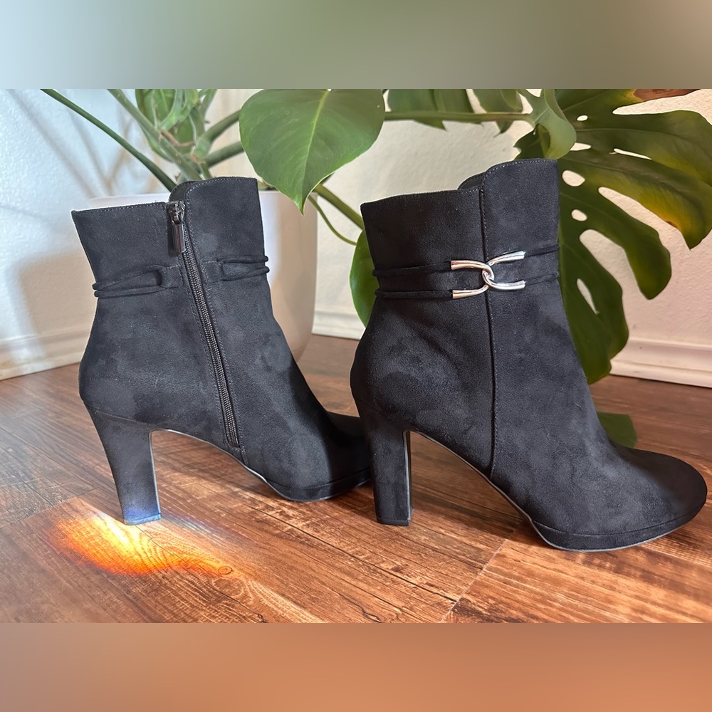 Impo Memory Foam Black Heeled Boots